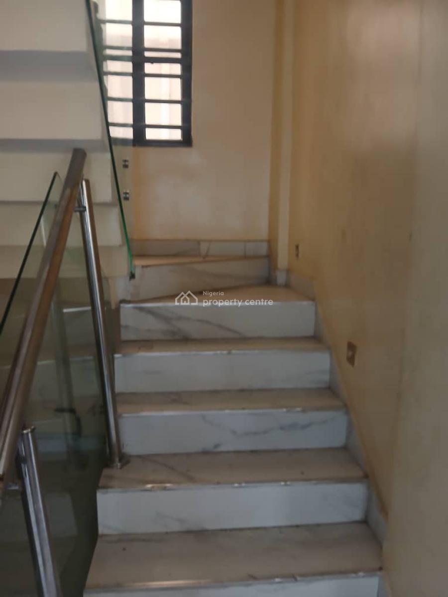 5 Bedroom Fully Detached Duplex with Bq, Phase 1, Magodo, Lagos, Detached Duplex for Rent