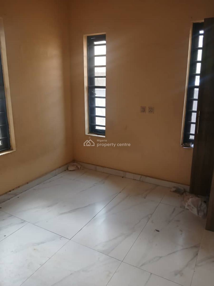 5 Bedroom Fully Detached Duplex with Bq, Phase 1, Magodo, Lagos, Detached Duplex for Rent