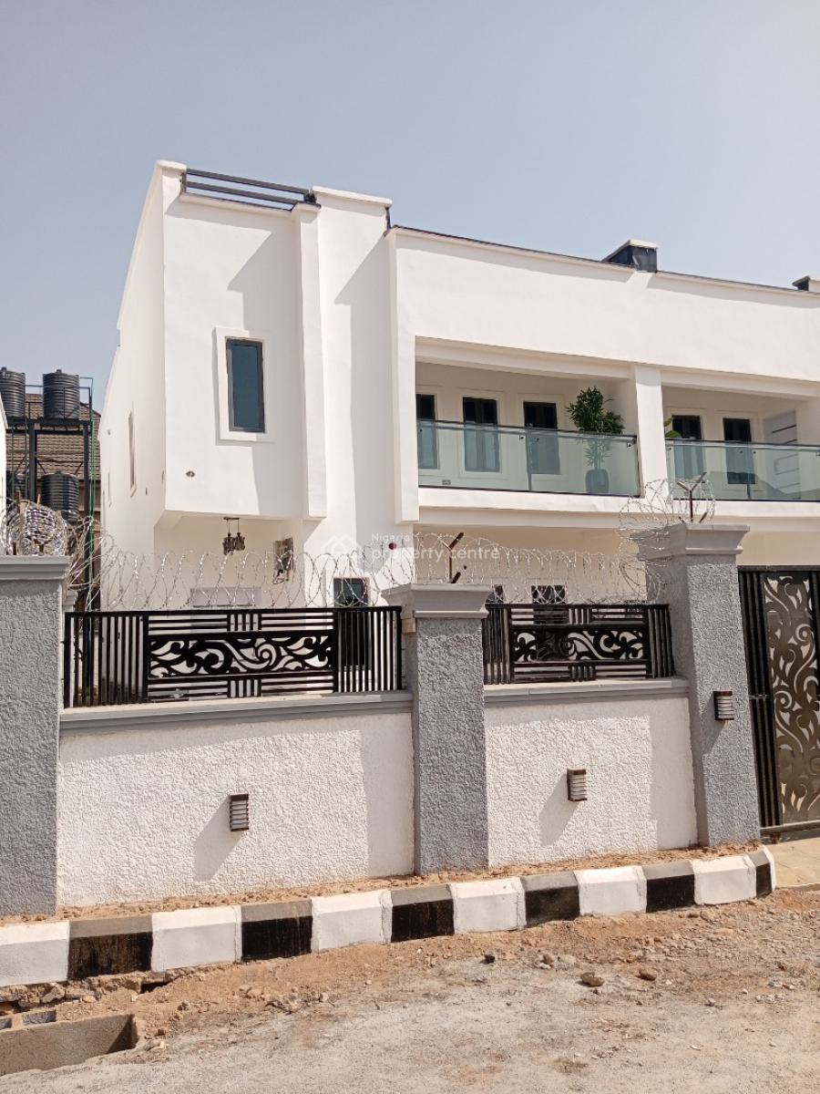 Tastefully Finished 4 Bedroom Semi Detached Duplex, Along Voice of Nigeria Road, Sabon Lugbe, Lugbe District, Abuja, Semi-detached Duplex for Sale