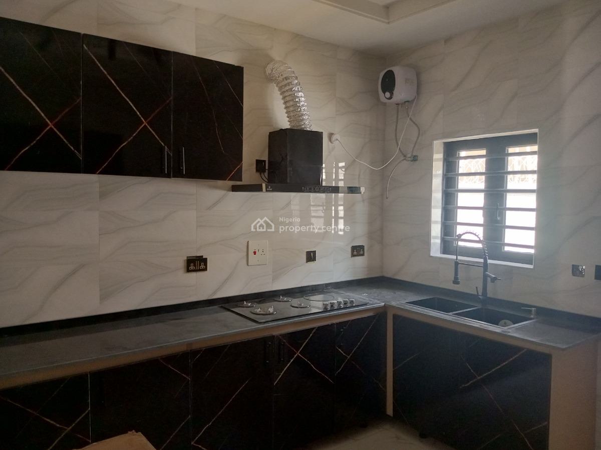 Tastefully Finished 4 Bedroom Semi Detached Duplex, Along Voice of Nigeria Road, Sabon Lugbe, Lugbe District, Abuja, Semi-detached Duplex for Sale