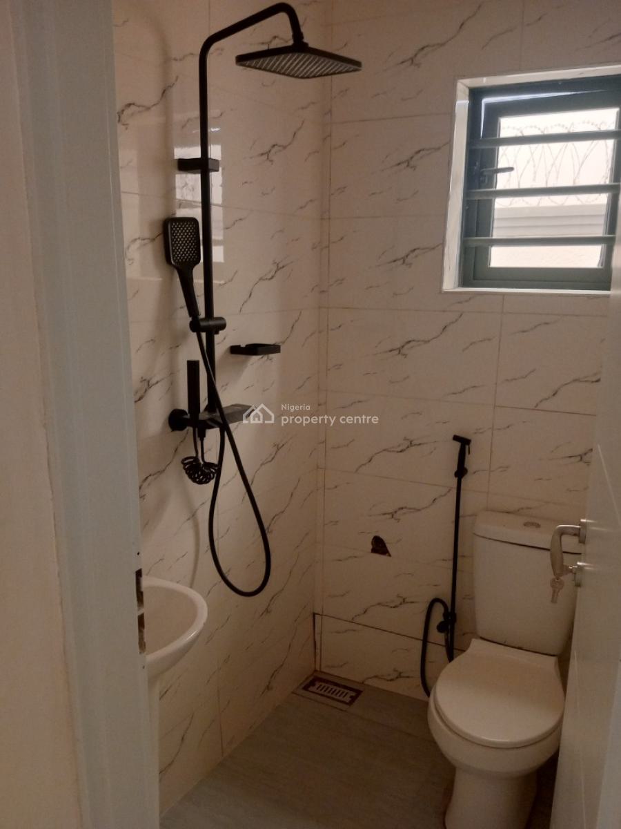 Tastefully Finished 4 Bedroom Semi Detached Duplex, Along Voice of Nigeria Road, Sabon Lugbe, Lugbe District, Abuja, Semi-detached Duplex for Sale