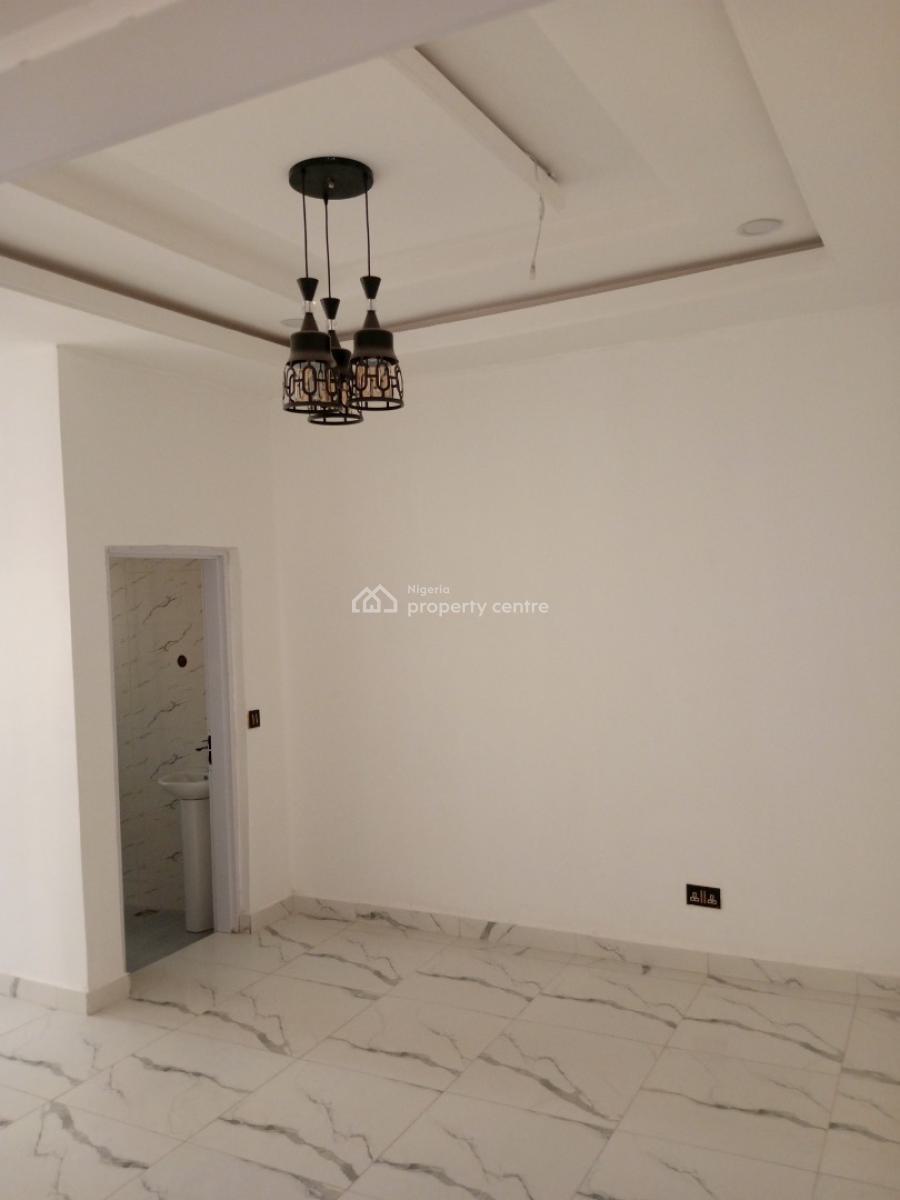 Tastefully Finished 4 Bedroom Semi Detached Duplex, Along Voice of Nigeria Road, Sabon Lugbe, Lugbe District, Abuja, Semi-detached Duplex for Sale