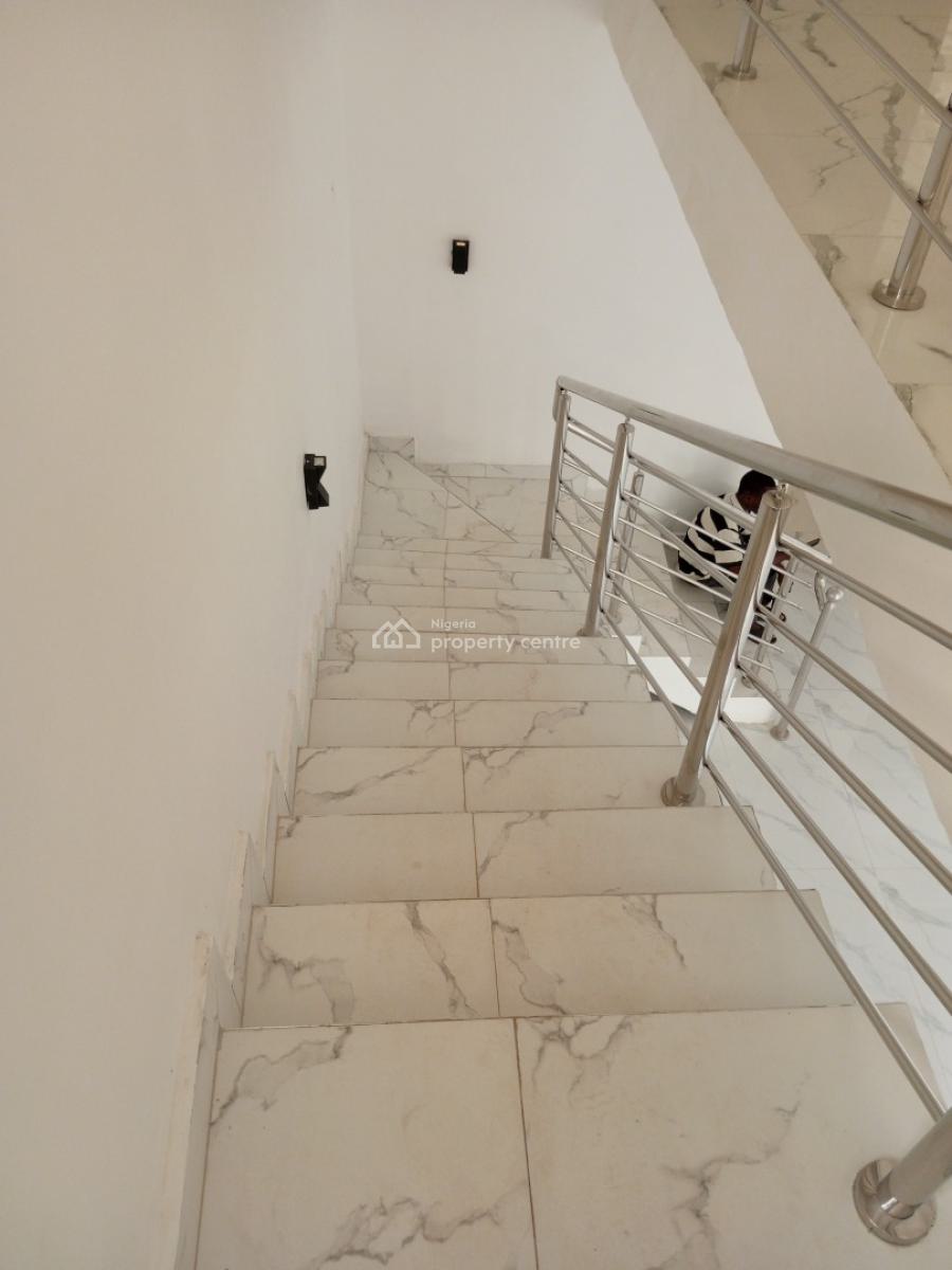 Tastefully Finished 4 Bedroom Semi Detached Duplex, Along Voice of Nigeria Road, Sabon Lugbe, Lugbe District, Abuja, Semi-detached Duplex for Sale