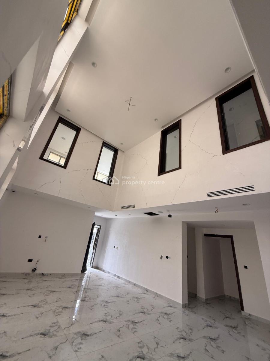 Exquisite Gated 8 Unit of a 6 Bedroom Fully Detached, Guzape District, Abuja, Detached Duplex for Sale