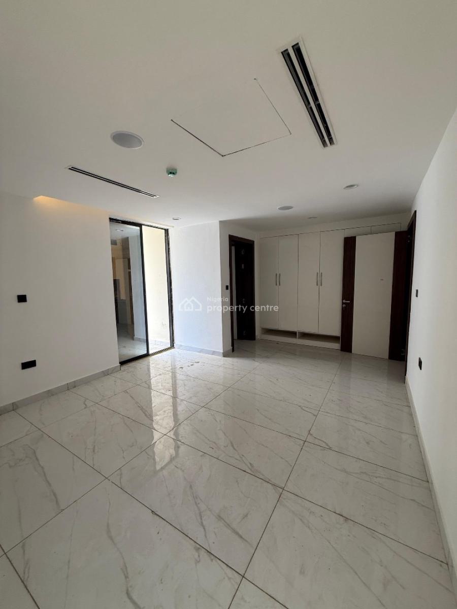 Exquisite Gated 8 Unit of a 6 Bedroom Fully Detached, Guzape District, Abuja, Detached Duplex for Sale