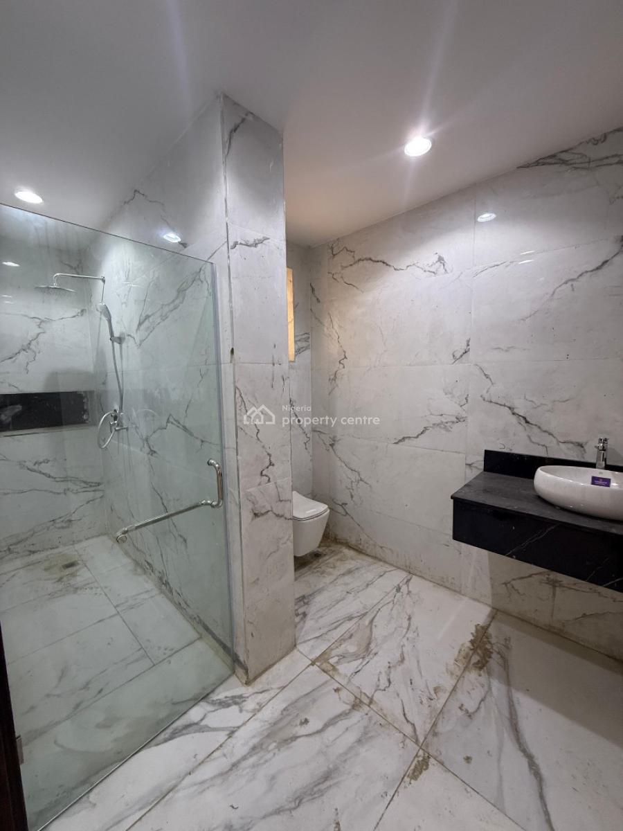 Exquisite Gated 8 Unit of a 6 Bedroom Fully Detached, Guzape District, Abuja, Detached Duplex for Sale