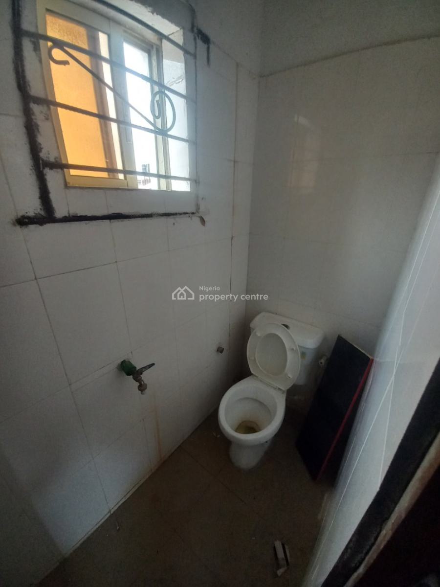 Spacious Mini Flat with 2 Toilets, Upstairs, Thera Annex, Sangotedo, Ajah, Lagos, Mini Flat (room and Parlour) for Rent