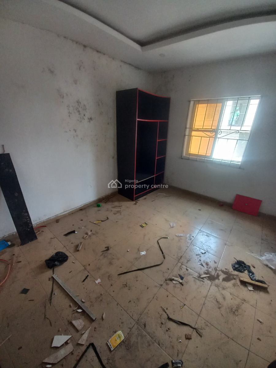 Spacious Mini Flat with 2 Toilets, Upstairs, Thera Annex, Sangotedo, Ajah, Lagos, Mini Flat (room and Parlour) for Rent