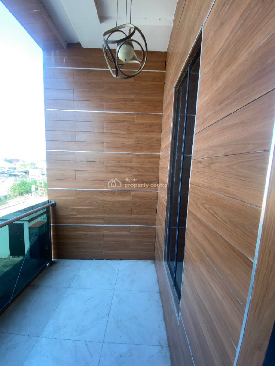 Super Luxurious Massive Roomself Contained (shared), Rising Gold Estate, Ikota, Lekki, Lagos, Flat / Apartment for Rent