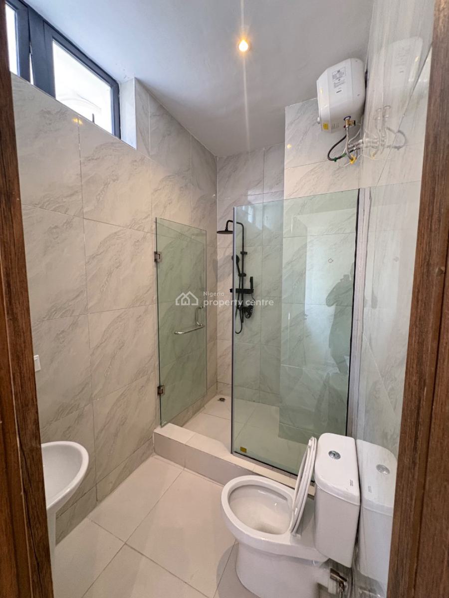 4 Bedrooms Terrace, Off Admiralty Road, Lekki, Lagos, Semi-detached Duplex for Rent