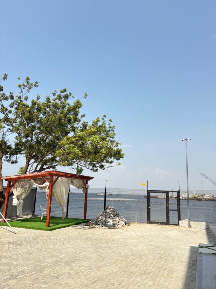 4 Bedrooms Terrace, Off Admiralty Road, Lekki, Lagos, Semi-detached Duplex for Rent