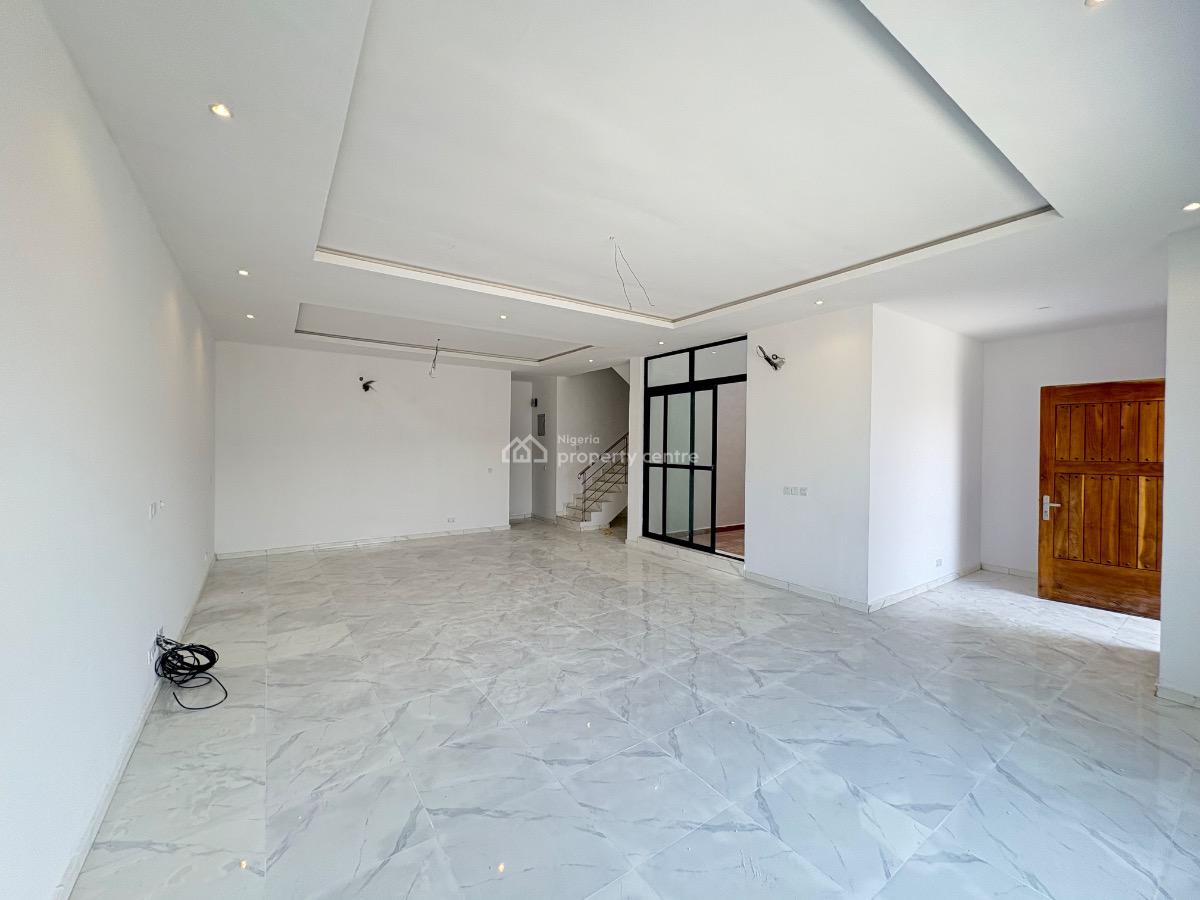 4 Bedrooms Terrace, Off Admiralty Road, Lekki, Lagos, Semi-detached Duplex for Rent