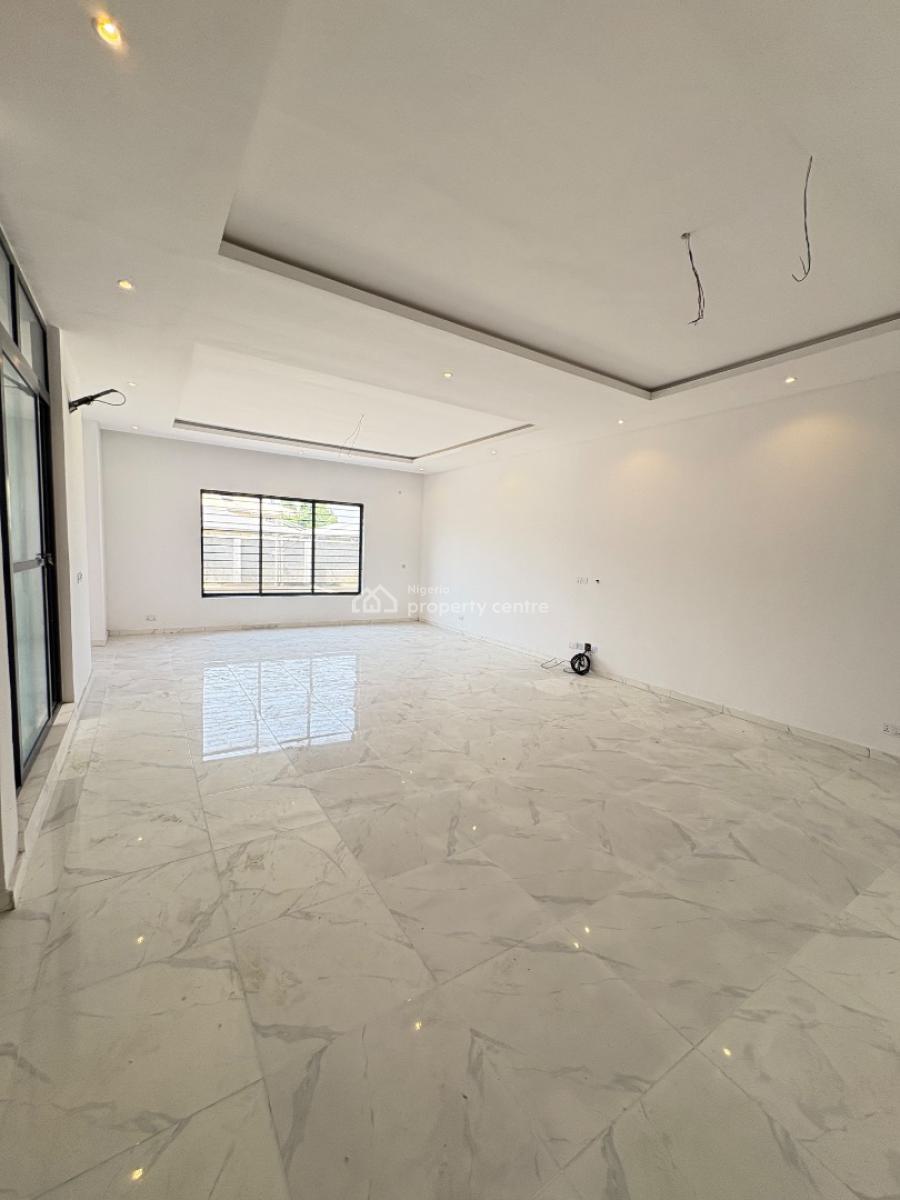 4 Bedrooms Terrace, Off Admiralty Road, Lekki, Lagos, Semi-detached Duplex for Rent