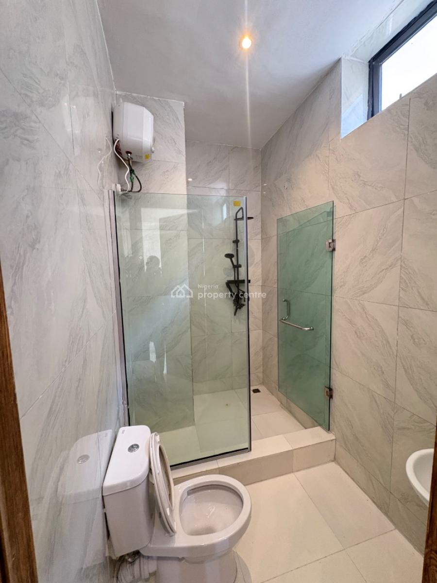 4 Bedrooms Terrace, Off Admiralty Road, Lekki, Lagos, Semi-detached Duplex for Rent