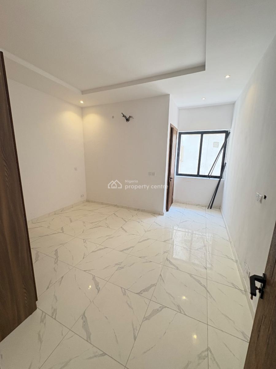 4 Bedrooms Terrace, Off Admiralty Road, Lekki, Lagos, Semi-detached Duplex for Rent