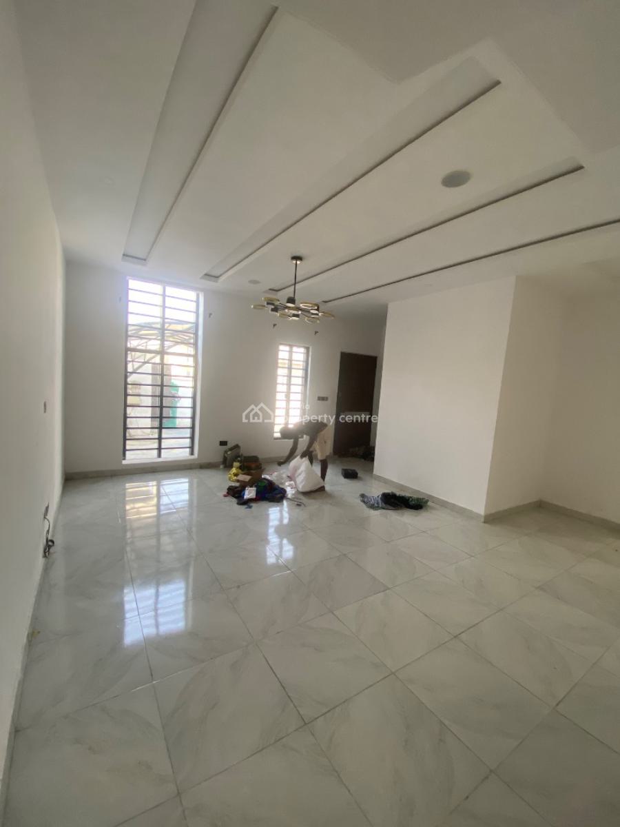 Super Luxurious Massive Roomself Contained (shared), Rising Gold Estate, Ikota, Lekki, Lagos, Flat / Apartment for Rent