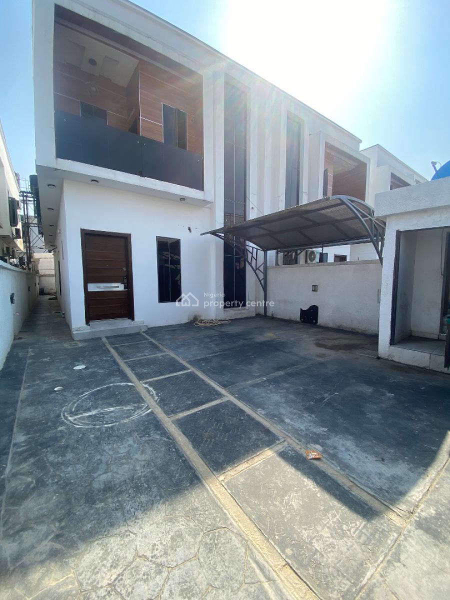 Super Luxurious Massive Roomself Contained (shared), Rising Gold Estate, Ikota, Lekki, Lagos, Flat / Apartment for Rent