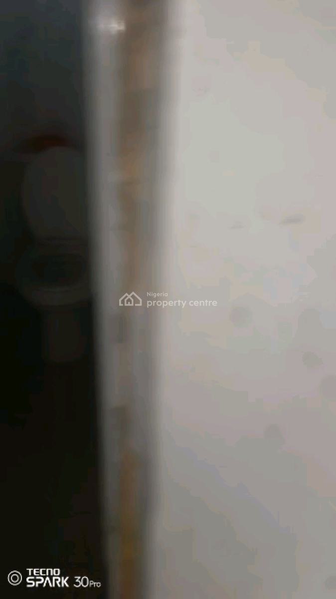 Standard and Executive Self Contain, Alagomeji, Yaba, Lagos, Self Contain (single Rooms) for Rent