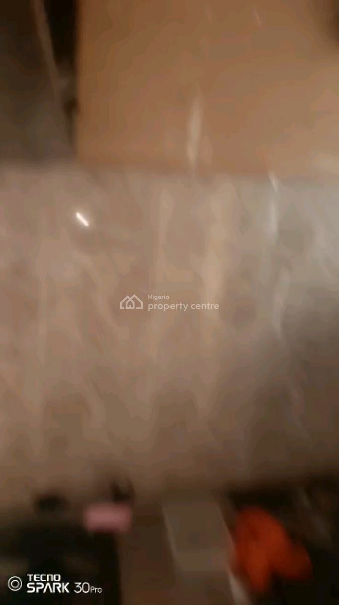 Standard and Executive Self Contain, Alagomeji, Yaba, Lagos, Self Contain (single Rooms) for Rent