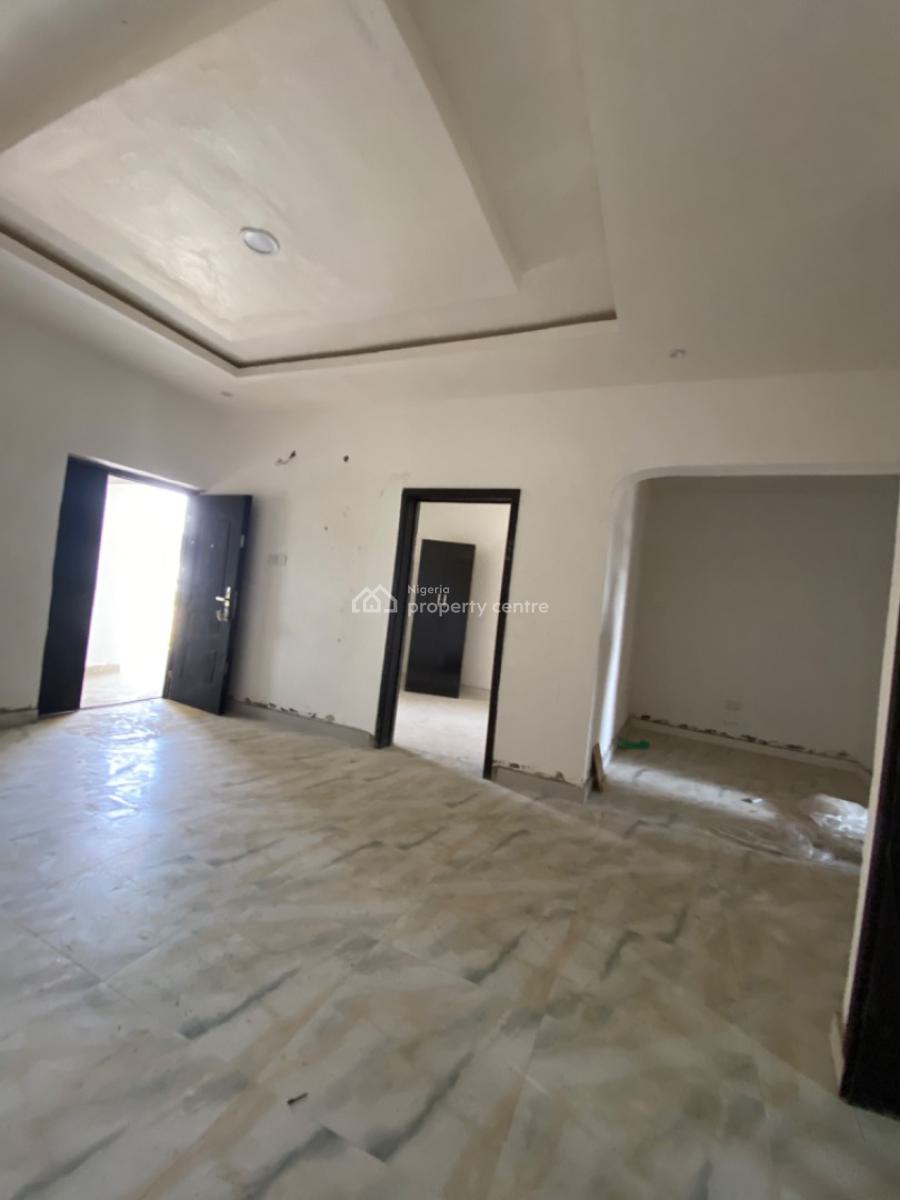 an Executive Two Bedroom Flat, Akintola Close By Coastal Road Off Ogombo Road Ajah, Lekki, Lagos, Flat / Apartment for Rent