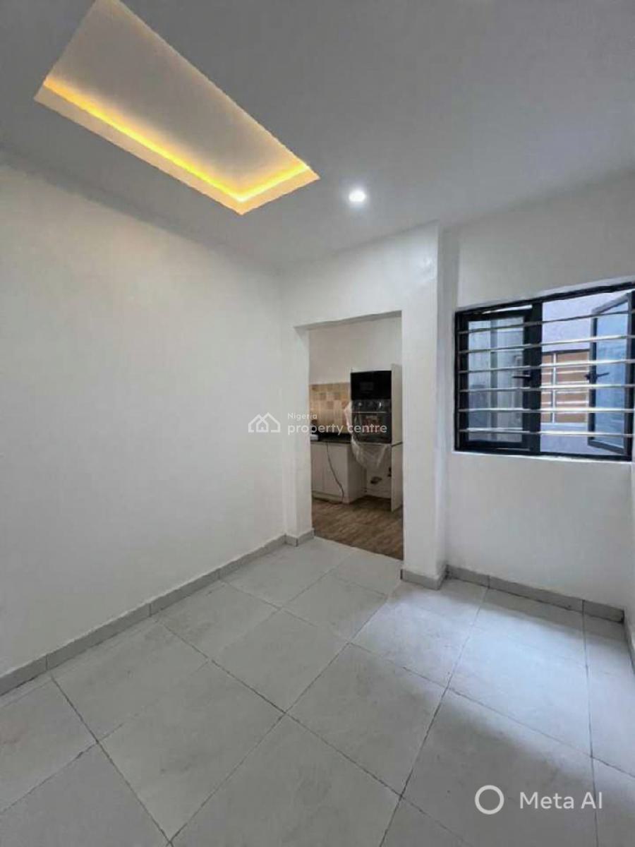 Luxury 1 Bedroom Apartment, Ologolo, Lekki, Lagos, Block of Flats for Sale