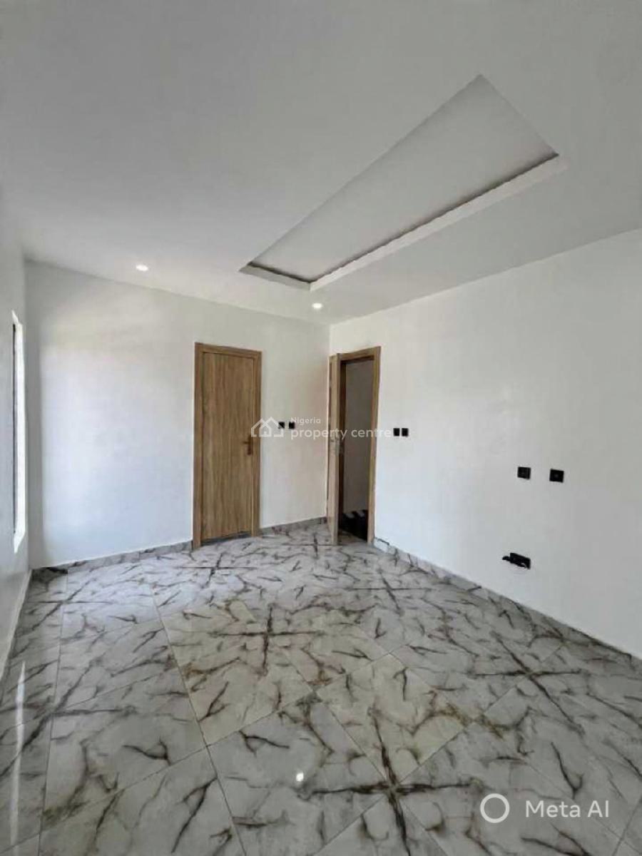 Luxury 1 Bedroom Apartment, Ologolo, Lekki, Lagos, Block of Flats for Sale