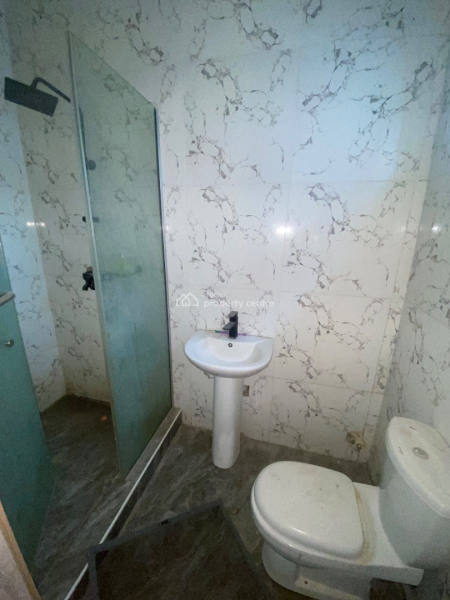 Roomself Contain in a Serene Environment (shared), Rising Gold Estate, Ikota, Lekki, Lagos, Flat / Apartment for Rent