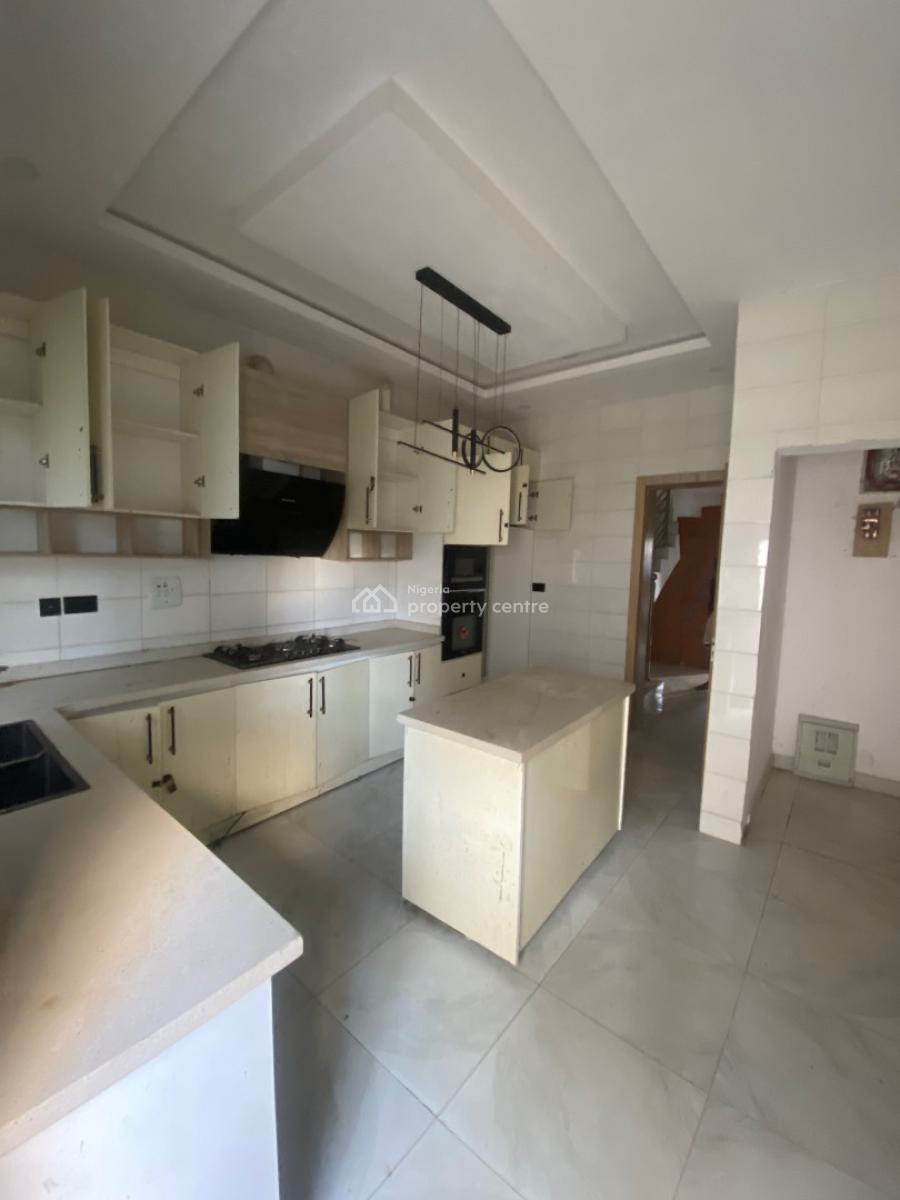 Roomself Contain in a Serene Environment (shared), Rising Gold Estate, Ikota, Lekki, Lagos, Flat / Apartment for Rent