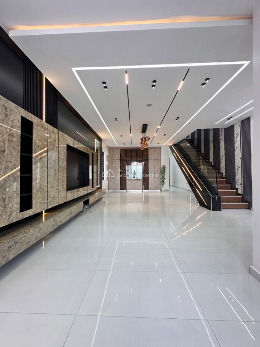 Luxurious 5 Bedroom House, Lekki, Lagos, Detached Duplex for Sale