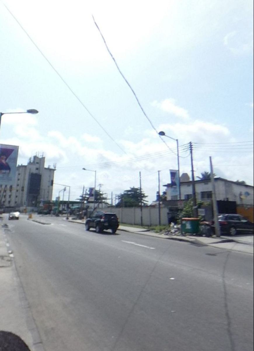 Land Measuring 1,226sqm with Structure, Awolowo Way, Ikoyi, Lagos, Commercial Land for Sale