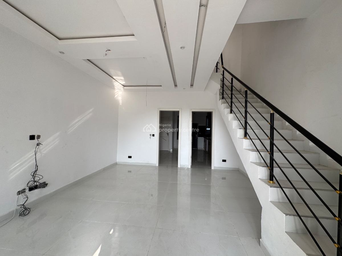 Spacious 3 Bedroom Terrace, Ogombo, Ajah, Lagos, Terraced Duplex for Sale
