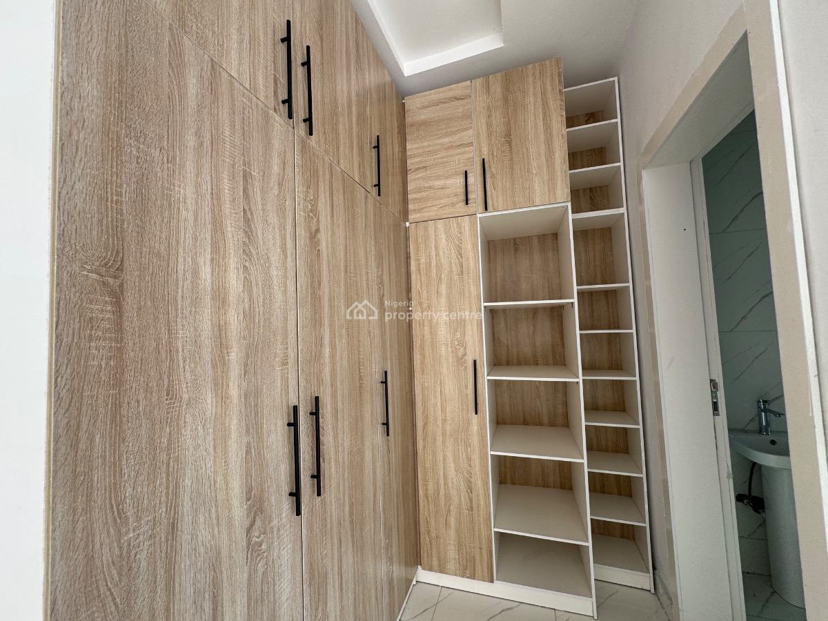 Spacious 3 Bedroom Terrace, Ogombo, Ajah, Lagos, Terraced Duplex for Sale