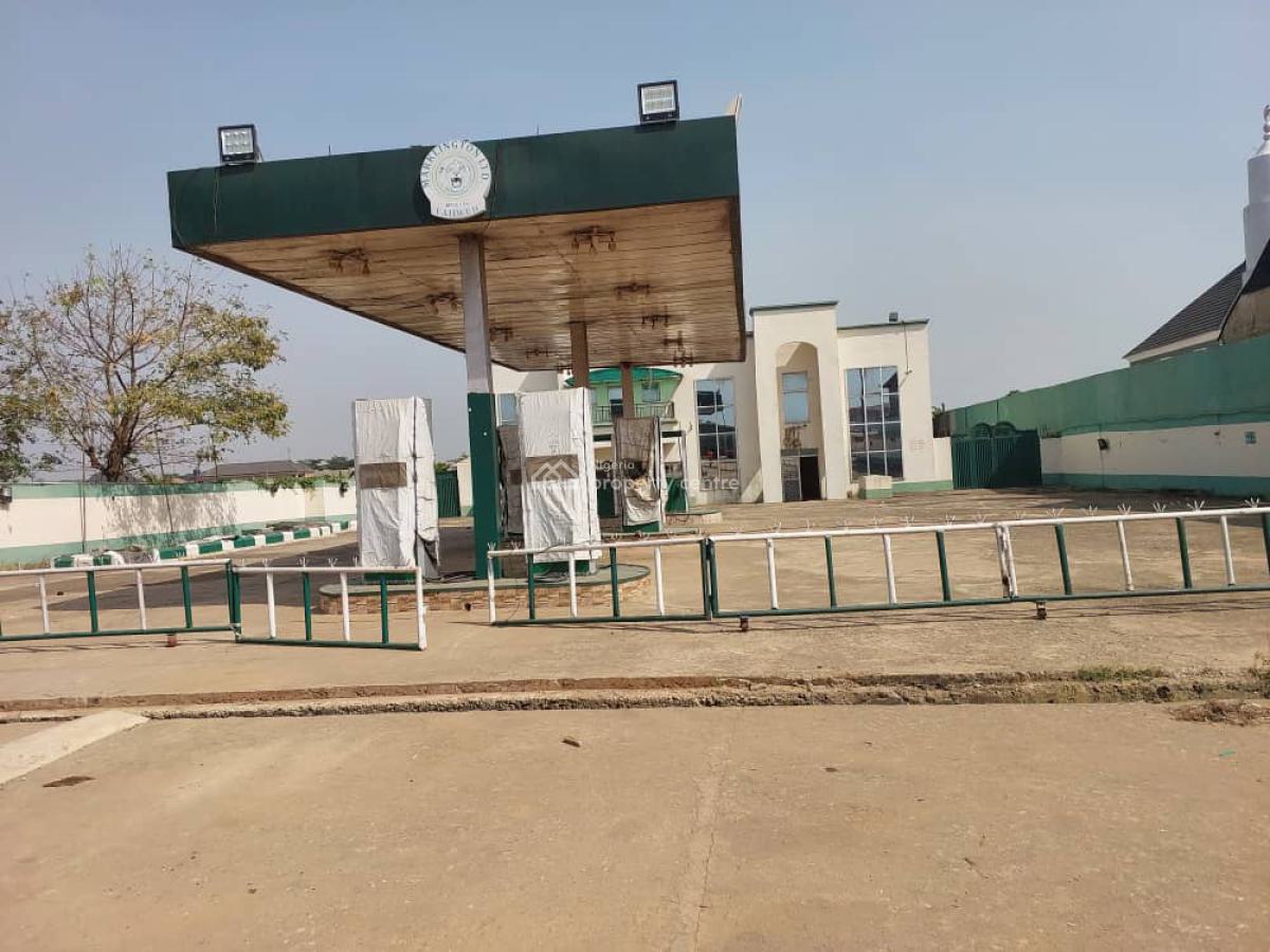 2000sqm Plus Additional 2000sqm Filling Station for Se Along Lagos I, Ibadan Expressway After Long Bridge Warewa  Ogun State, Berger, Arepo, Ogun, Filling Station for Sale