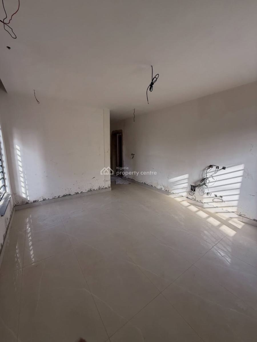 Spacious 3 Bedroom Apartment, Jahi, Abuja, Block of Flats for Sale