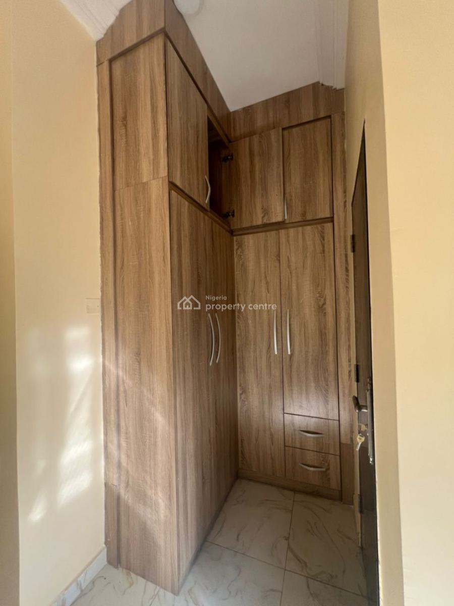 Mortgage Plan: Spacious 3-bedroom Flat, Gaduwa, Abuja, Flat / Apartment for Sale