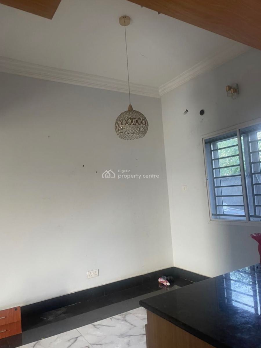 4 Bedroom Terraced Duplex in a Secured Estate, Unilag Estate, Gra Phase 1, Magodo, Lagos, Terraced Duplex for Rent