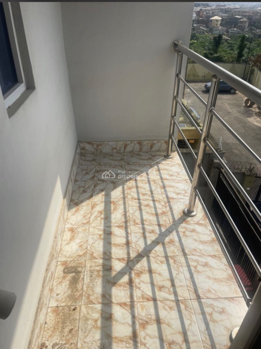 4 Bedroom Terraced Duplex in a Secured Estate, Unilag Estate, Gra Phase 1, Magodo, Lagos, Terraced Duplex for Rent