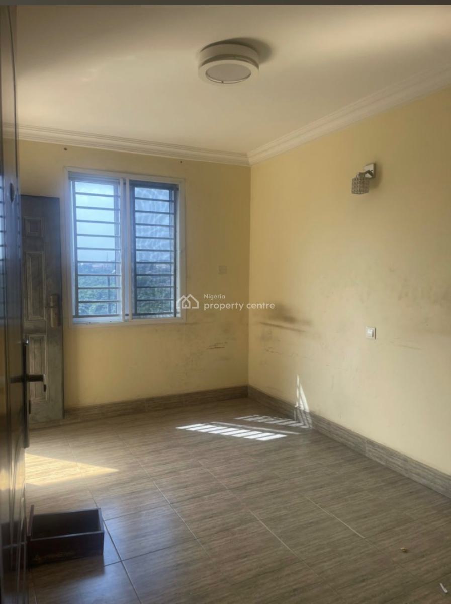 4 Bedroom Terraced Duplex in a Secured Estate, Unilag Estate, Gra Phase 1, Magodo, Lagos, Terraced Duplex for Rent