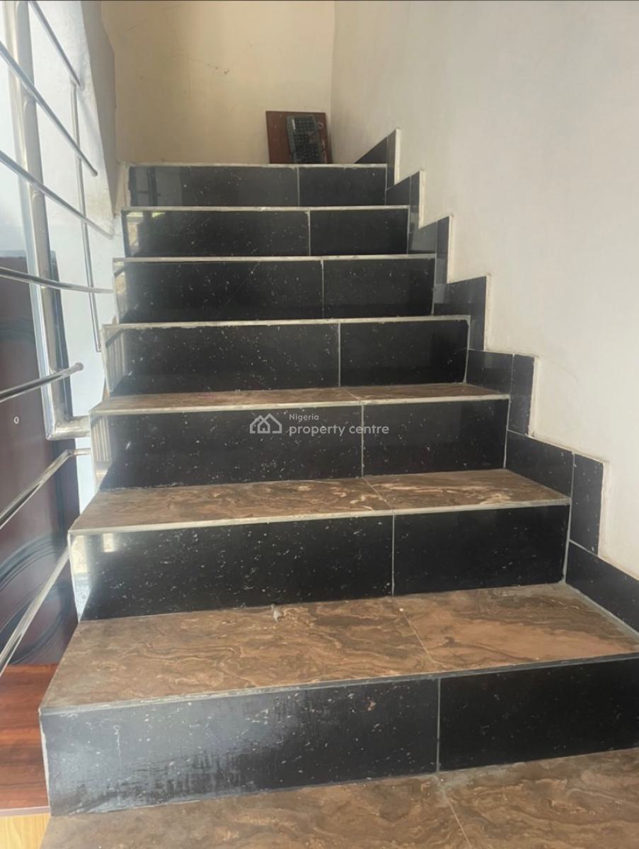 4 Bedroom Terraced Duplex in a Secured Estate, Unilag Estate, Gra Phase 1, Magodo, Lagos, Terraced Duplex for Rent