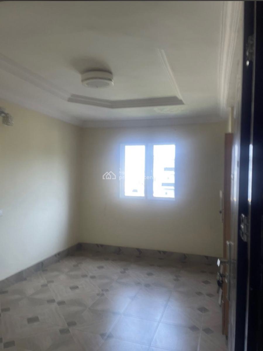 4 Bedroom Terraced Duplex in a Secured Estate, Unilag Estate, Gra Phase 1, Magodo, Lagos, Terraced Duplex for Rent