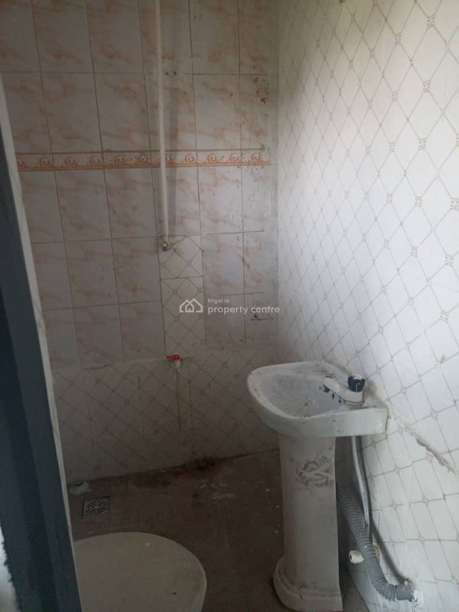 a Very Beautiful Two Bedroom Apartment, Thomas Estate, Ajah, Lagos, Flat / Apartment for Rent