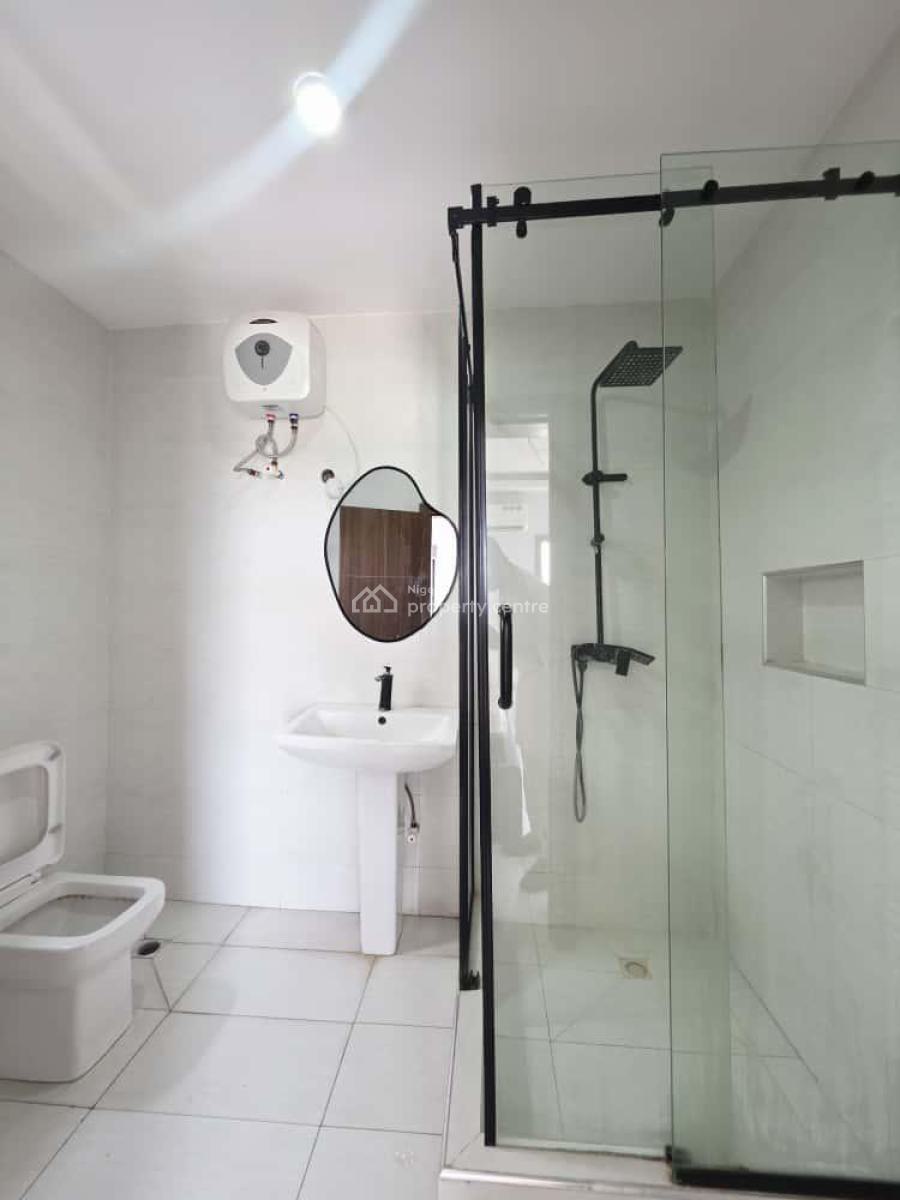 2 Bedroom Apartment, Lekki Phase 1, Lekki, Lagos, Flat / Apartment for Sale