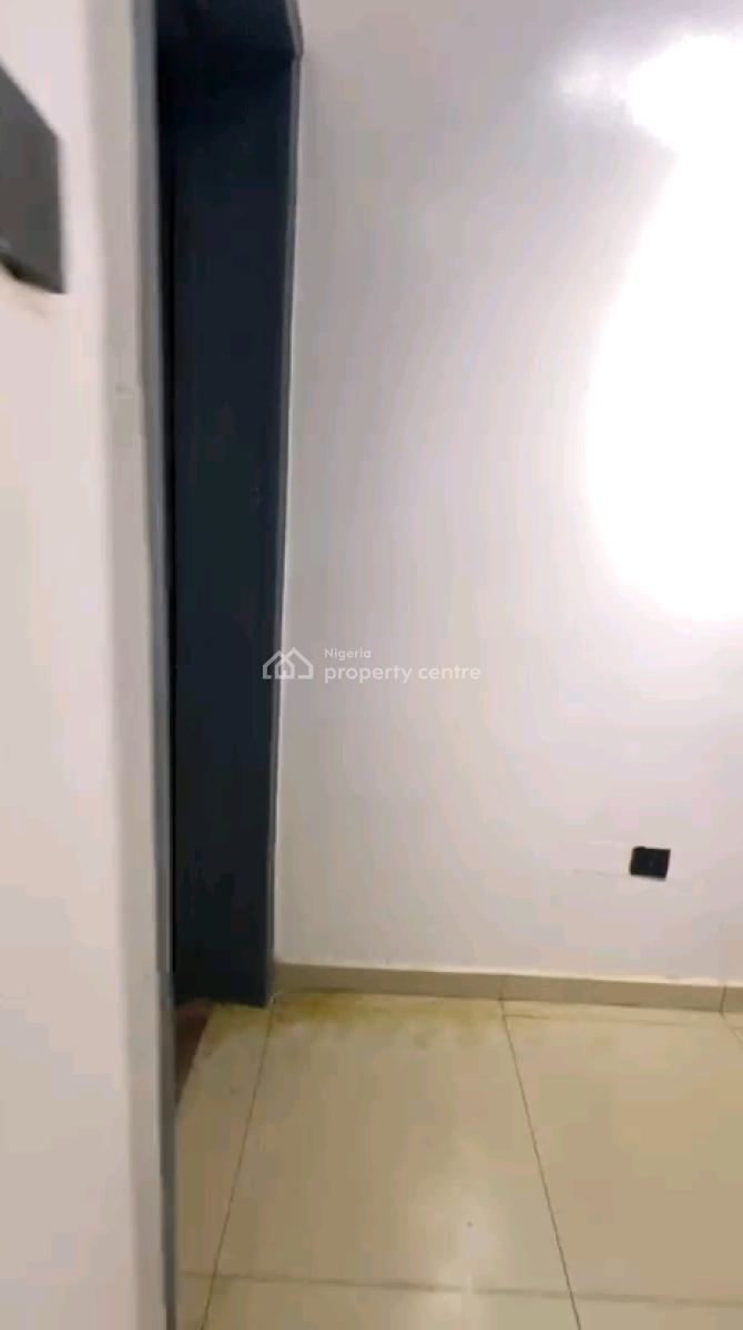 2 Units of Executive Standard Mini Flat, Off Finbars Road By Chemist Bus Stop, Akoka, Yaba, Lagos, Mini Flat (room and Parlour) for Rent