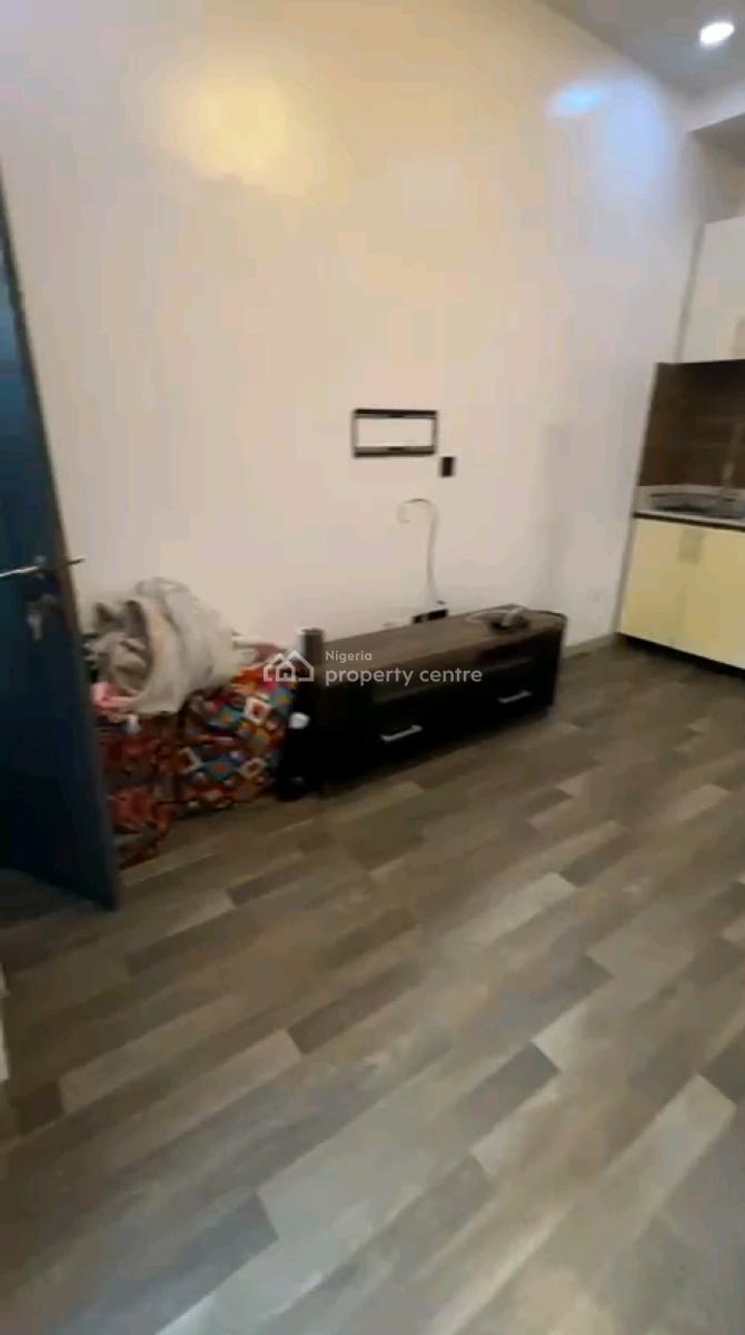 2 Units of Executive Standard Mini Flat, Finbars Road By Chemist Bus Stop, Akoka, Yaba, Lagos, Mini Flat (room and Parlour) for Rent