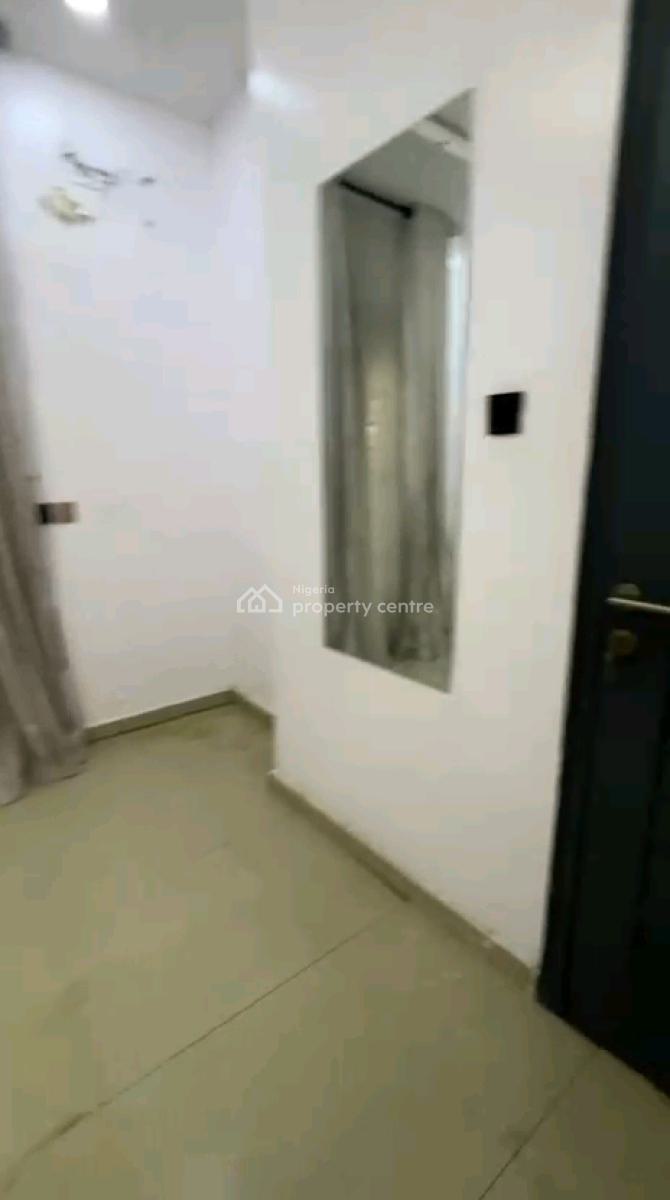 2 Units of Executive Standard Mini Flat, Finbars Road By Chemist Bus Stop, Akoka, Yaba, Lagos, Mini Flat (room and Parlour) for Rent