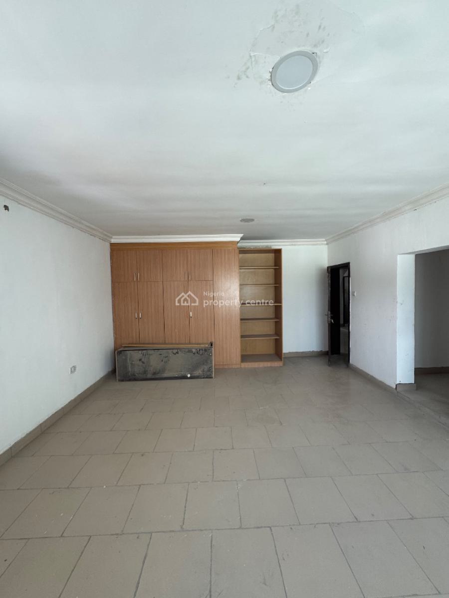 Well Maintained 2 Bedroom Apartment, Chevron, Lekki Phase 2, Lekki, Lagos, Flat / Apartment for Rent