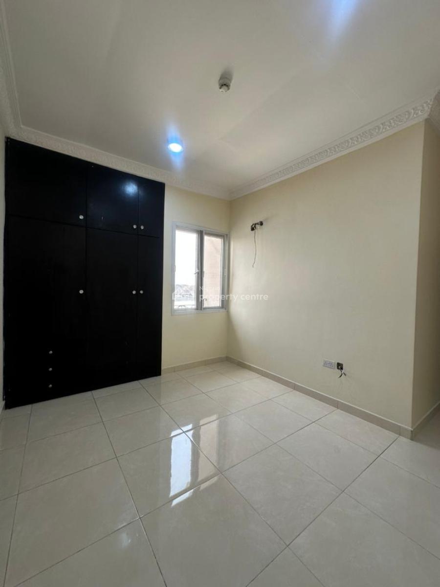 Maintained 2 Bedroom Apartment, Chevron, Lekki Phase 2, Lekki, Lagos, Flat / Apartment for Rent
