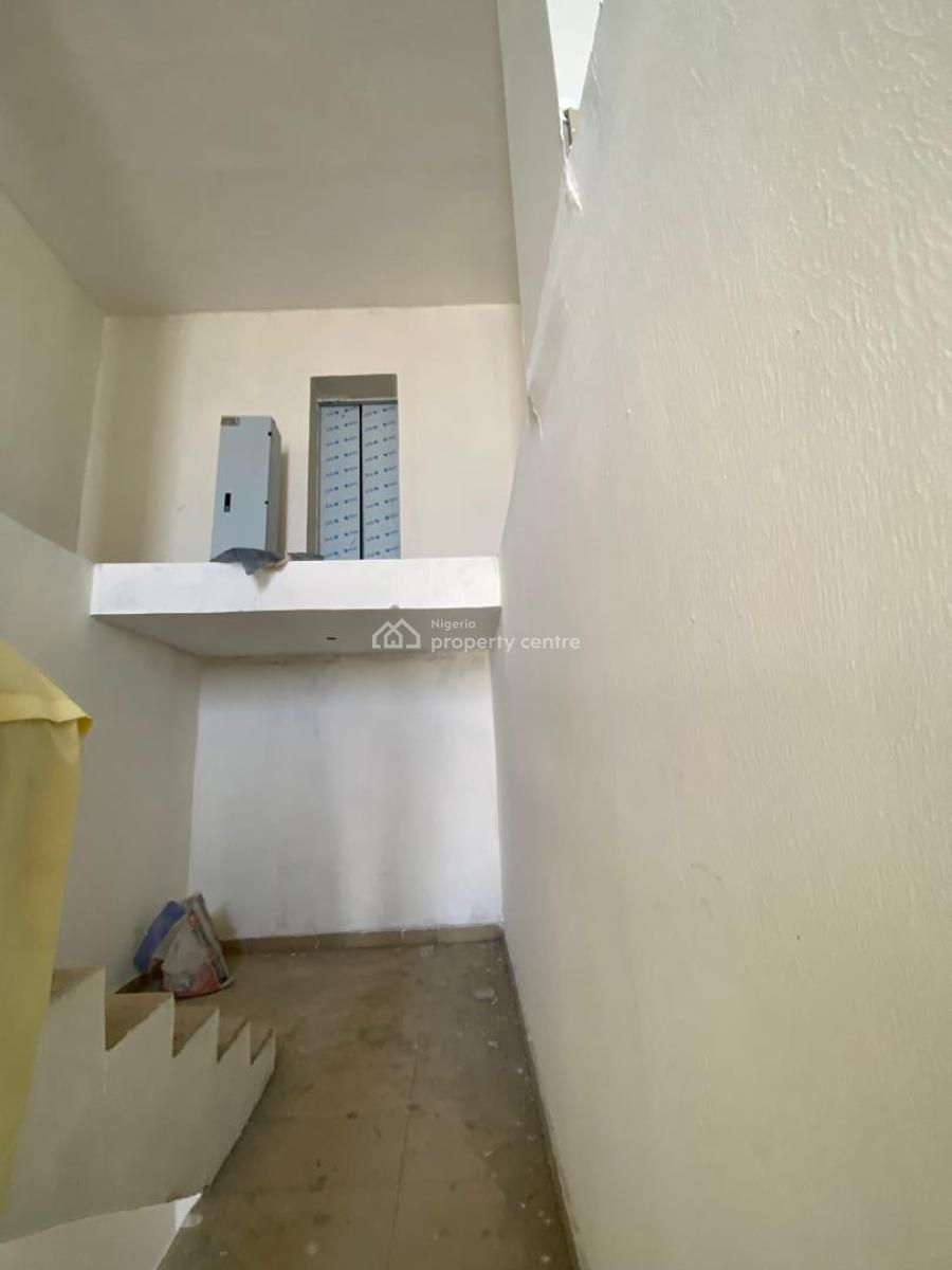 3 Bedroom Apartment, Lekki Phase 1, Lekki, Lagos, Flat / Apartment for Sale