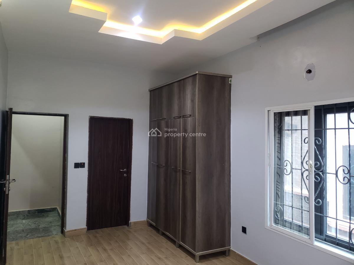 Clean 7 Bedroom Duplex with Bq, Naf Valley Estate, Asokoro District, Abuja, Semi-detached Duplex for Sale