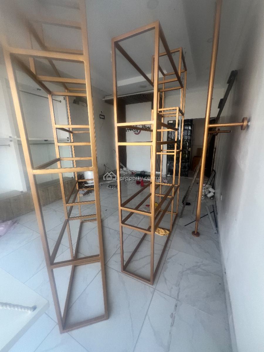 Shop Space Upstairs, Emmanuel Abimbola Cole, Lekki Phase 1, Lekki, Lagos, Shop for Rent